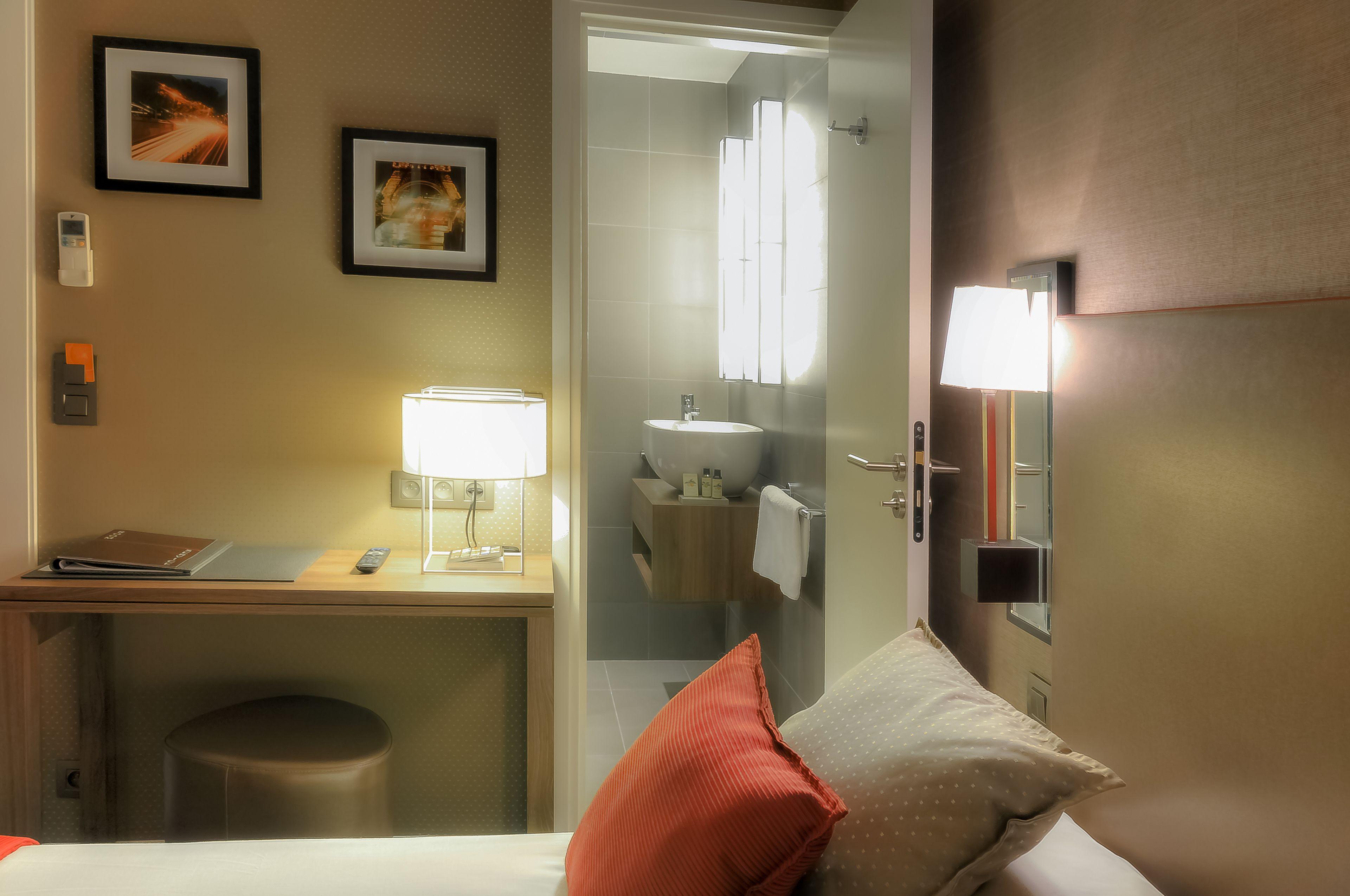 Hotel Marais Bastille 3*